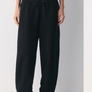 Aritzia Black fold over sweatpants  Pants